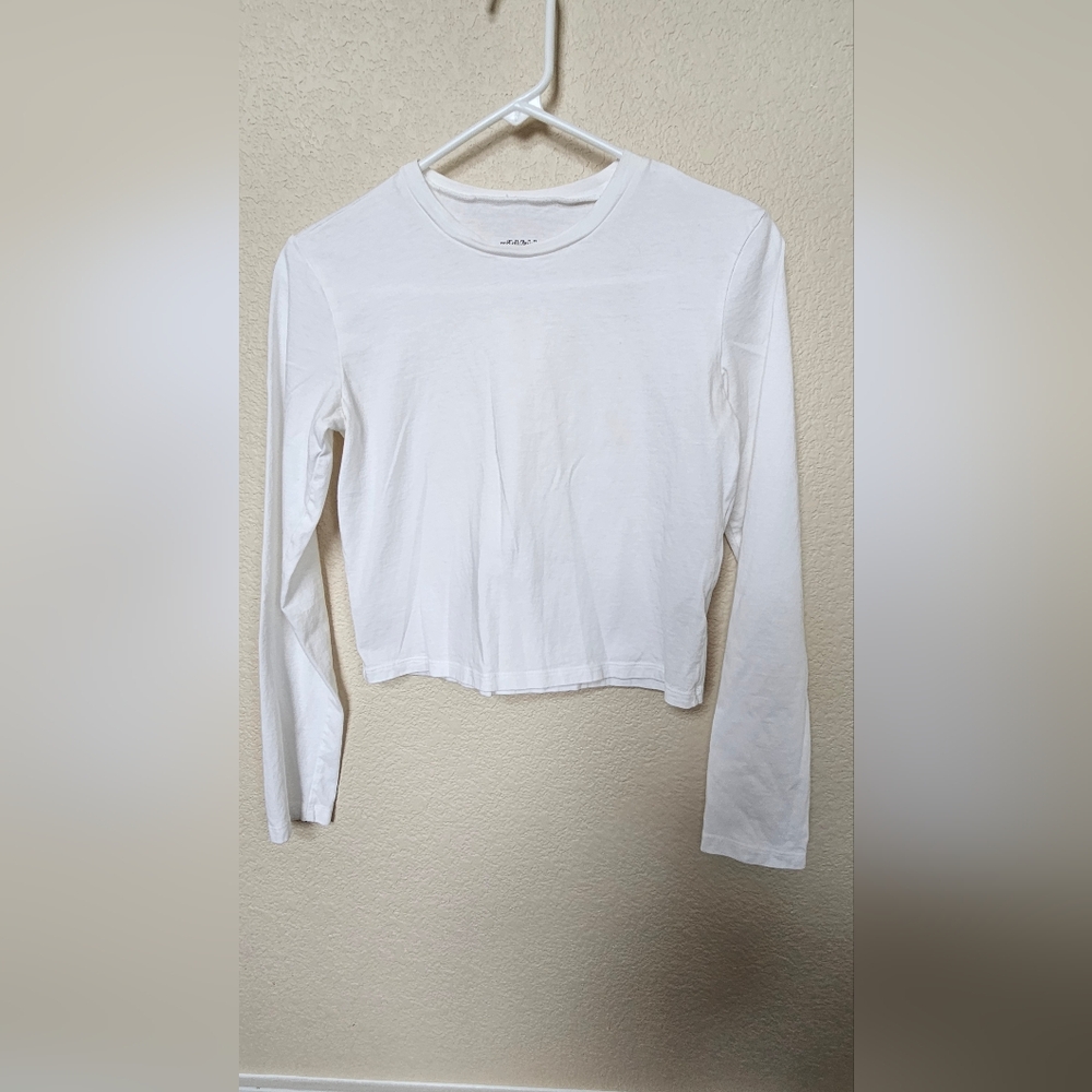 Crop tops - white and burgundy